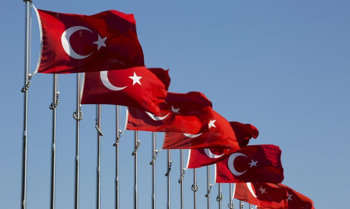 Azərbaycan Türkiyə ərazisi ilə neftin nəqlini 8% azaldıb