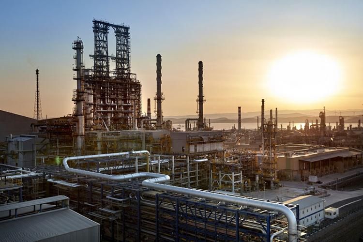SOCAR-ın neft emalı zavodu Türkiyə bazarına 0,5 mln. ton məhsul yönəldib