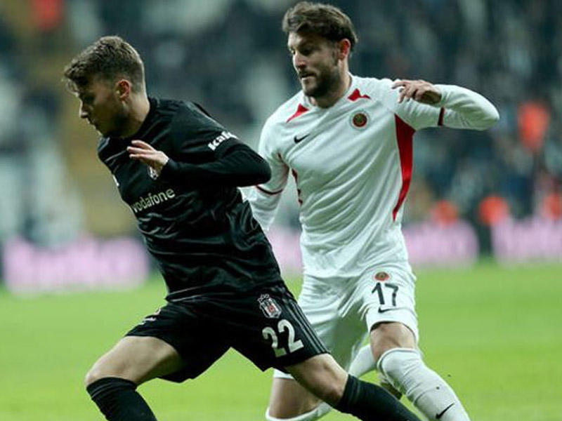 “Beşiktaş” əzmkar qələbə qazanıb
