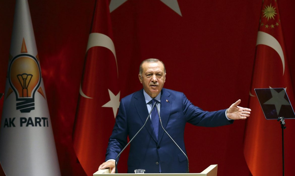 Ərdoğan Fransa Prezidentini tənqid edib