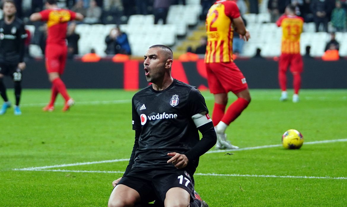 “Beşiktaş” böyükhesablı qələbə qazanıb, “Qaziantep” büdrəyib