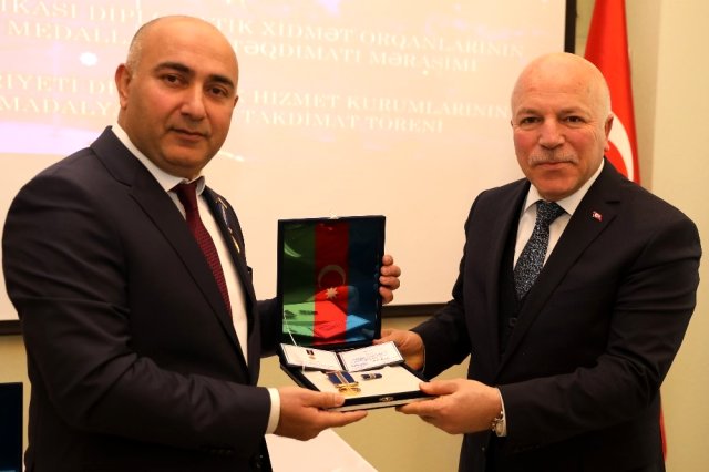 Prezident Əliyevdən Sekmene şərəf ordeni