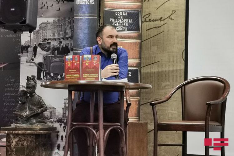 Moskvada türkiyəli tarixçi-alim Mehmet Perinçekinin kitabı təqdim olunub