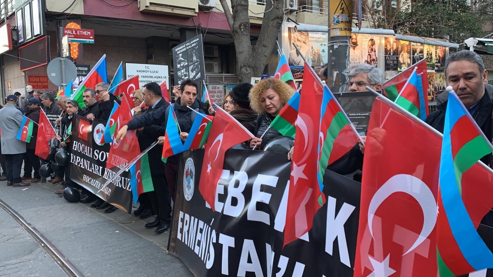 Xocalı soyqırımının 28-ci ildönümü ilə bağlı İstanbulda yürüş keçirilir