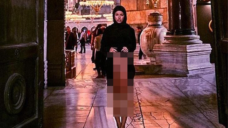 Türkiyə Ayasofyada çılpaq poza verən modelin həbsini istəyir