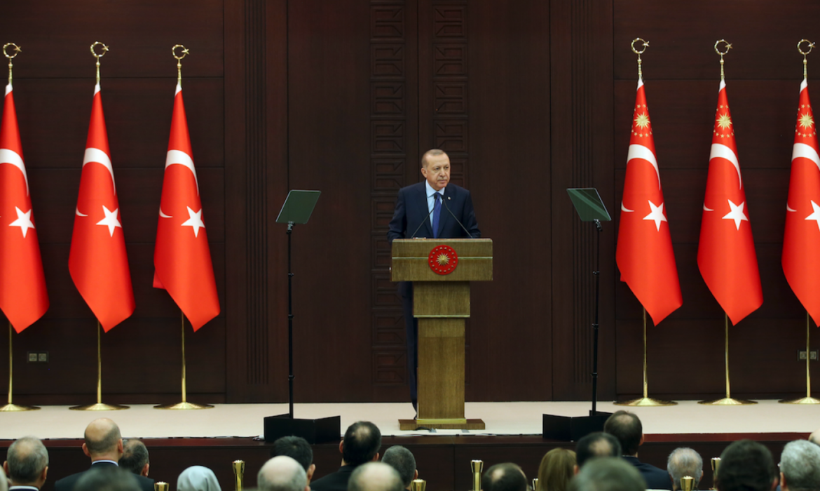 Türkiyədə koronavirus tədbirləri: Pensiyalar artırıldı, vergilər azaldıldı – VİDEO
