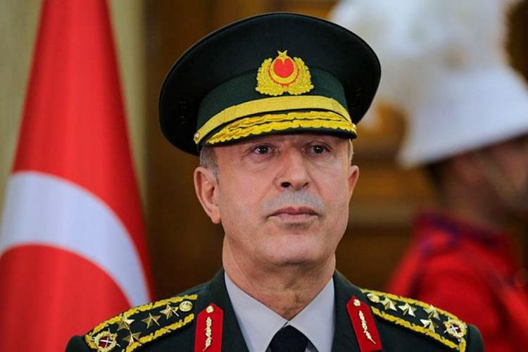 Hulusi Akar: “Türkiyədə minlərlə azərbaycanlı zabit təhsil alır”