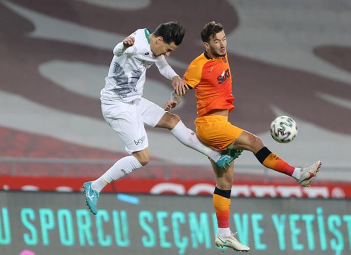 “Qaziantep” Super Liqada lider olub, “Qalatasaray” 3 qol vurub uduzub