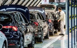 Ötən il Türkiyədə avtomobil ixracı 25,5 mlrd. dollar olub