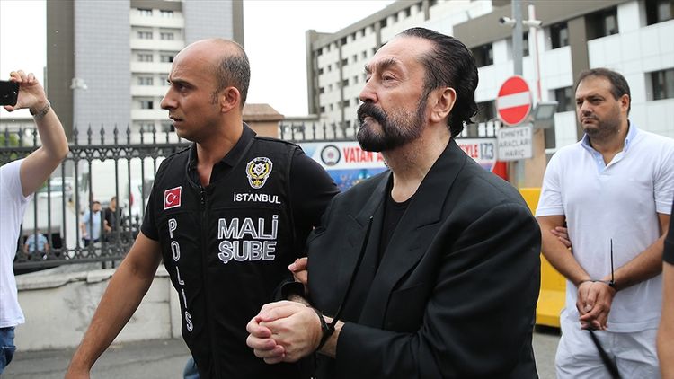 Adnan Oktar 1075 il 3 ay müddətinə azadlıqdan məhrum edilib