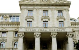 XİN Qazaxıstanı Milli Günü münasibətilə təbrik edib