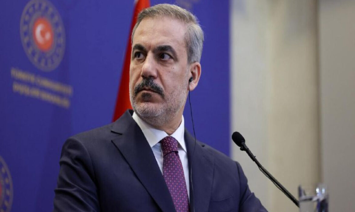 Hakan Fidan: PKK/YPG Suriyada silahı mümkün qədər tez yerə qoymalıdır