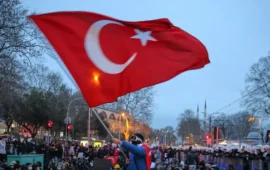 Türkiyədə etirazlar: 1100-dən çox adam saxlanılıb