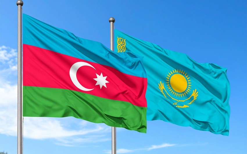 Hesabat: Azərbaycan-Qazaxıstan strateji tərəfdaşlığı regional sabitliyi gücləndirir